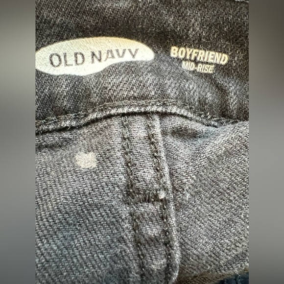 Old Navy Boyfriend Mid Rise - Picture 7 of 10